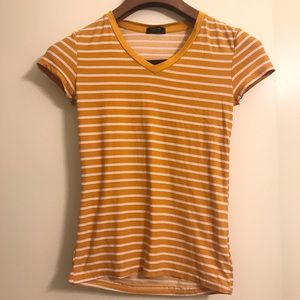 Striped shortsleeved shirt